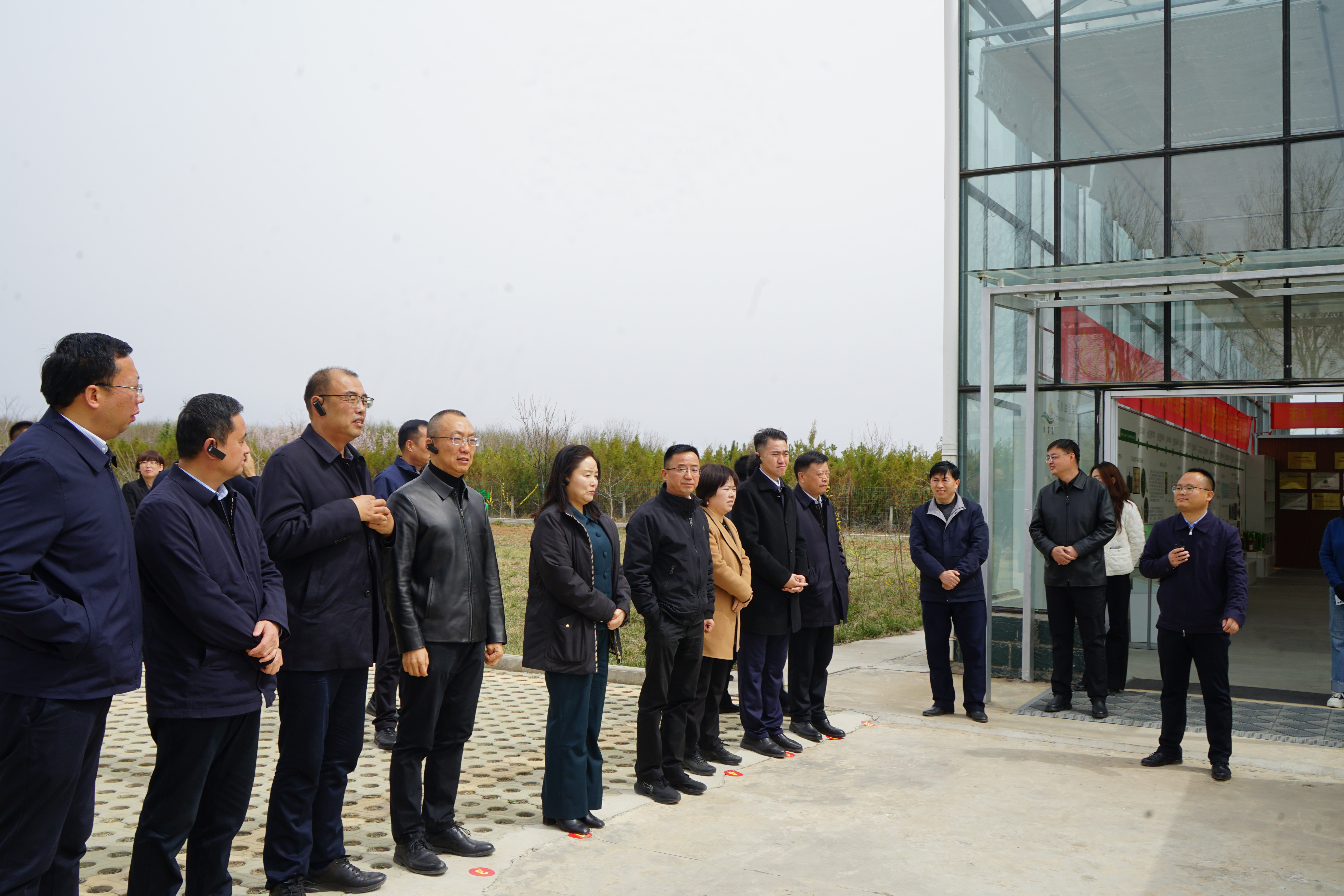 输入图片说明