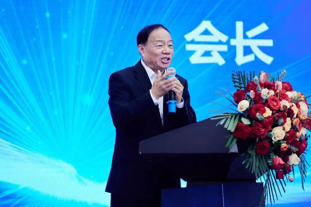 输入图片说明